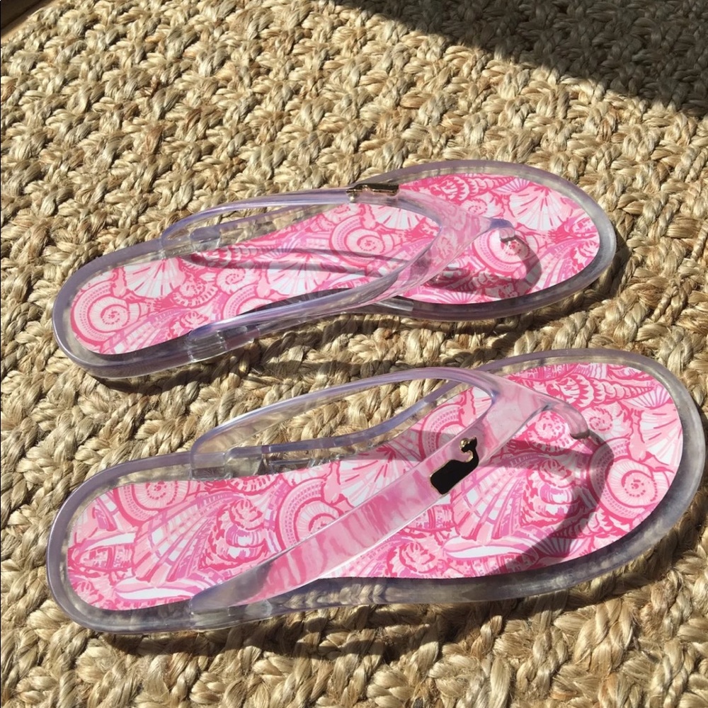 Vineyard vines flip flops size 9